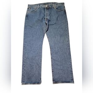 Levi's 501 Button Fly Medium Wash‎ Mens Jeans Straight Leg Size 42w/in30